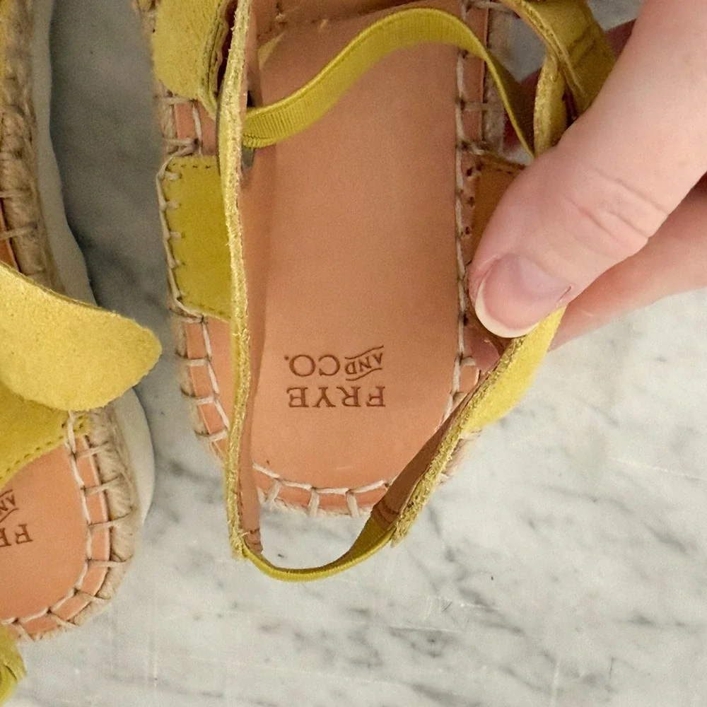 Frye and Co Espadrille Sandals Suede Bow Platform Yellow Crisscross Straps 7.5